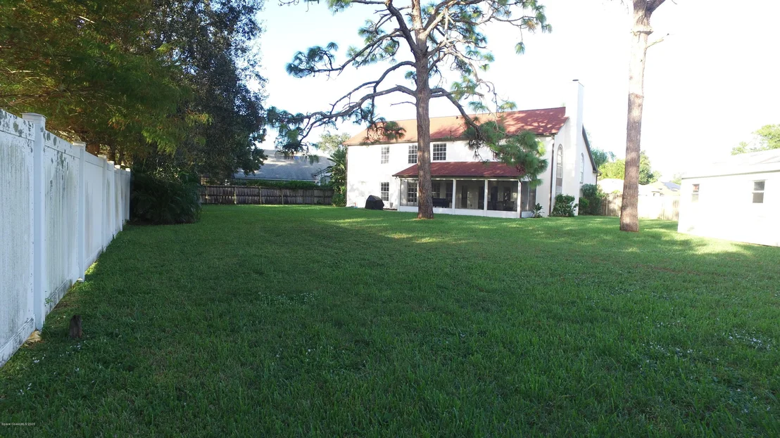 Photo of 2622 Lowell Circle