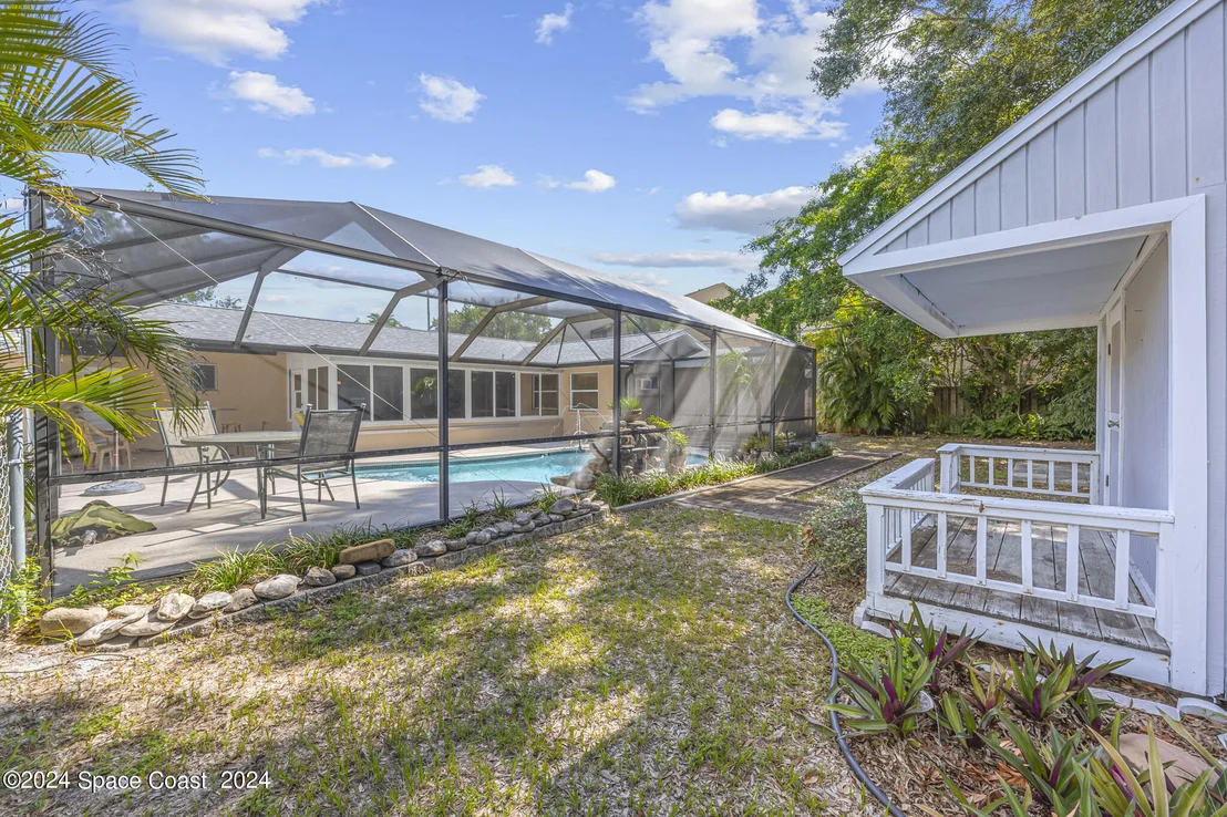 Photo of 319 Howard Lane