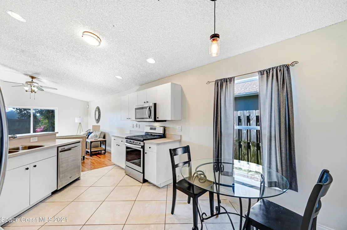 Photo of 8635 Eola Court