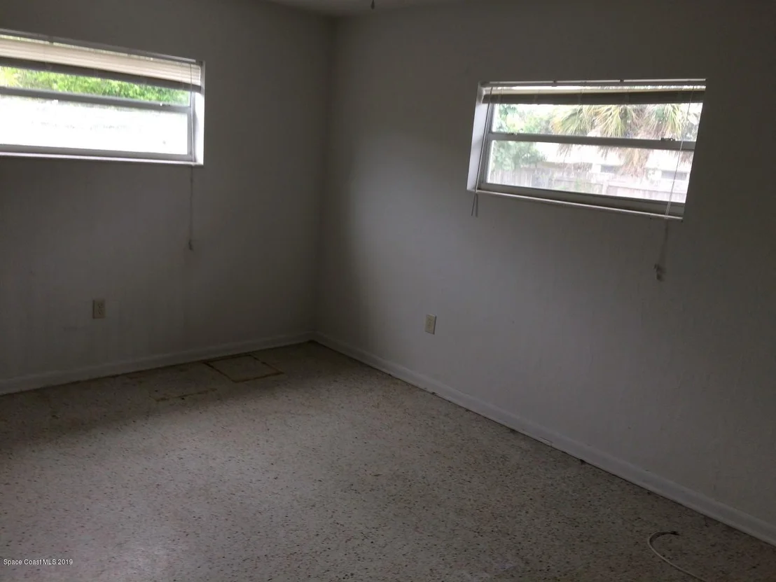 Photo of 1204 Seminole Drive
