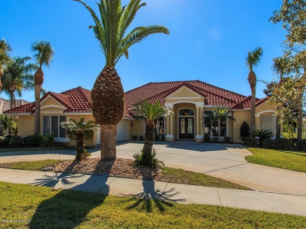 Photo of 705 Palmer Way