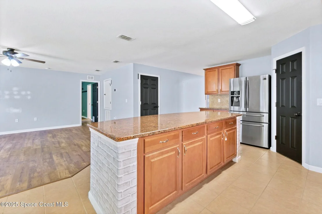 Photo of 404 Dryden Circle