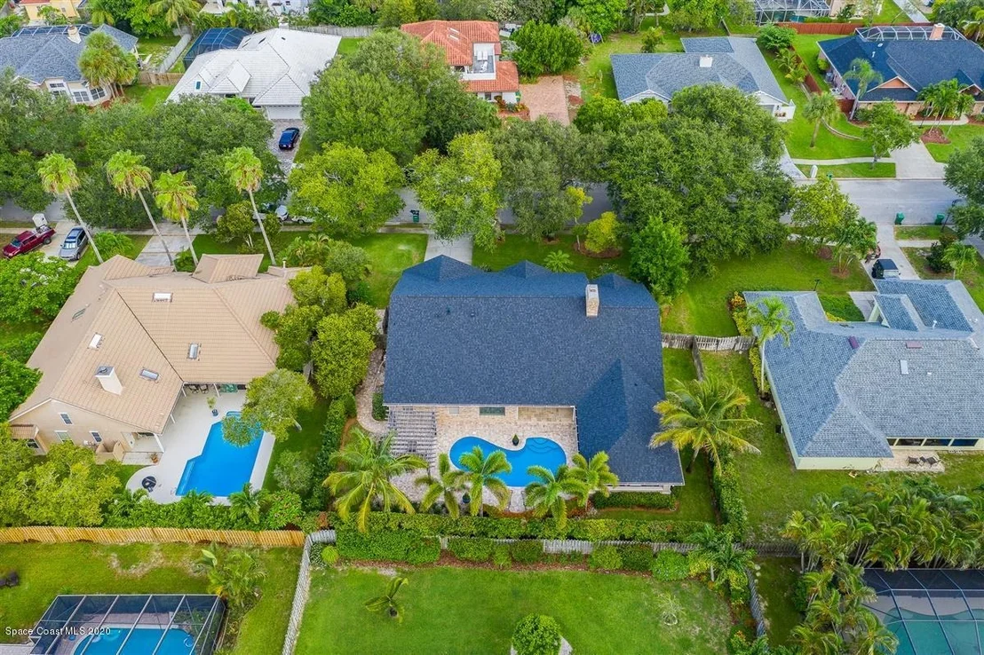 Photo of 437 Oriole Lane