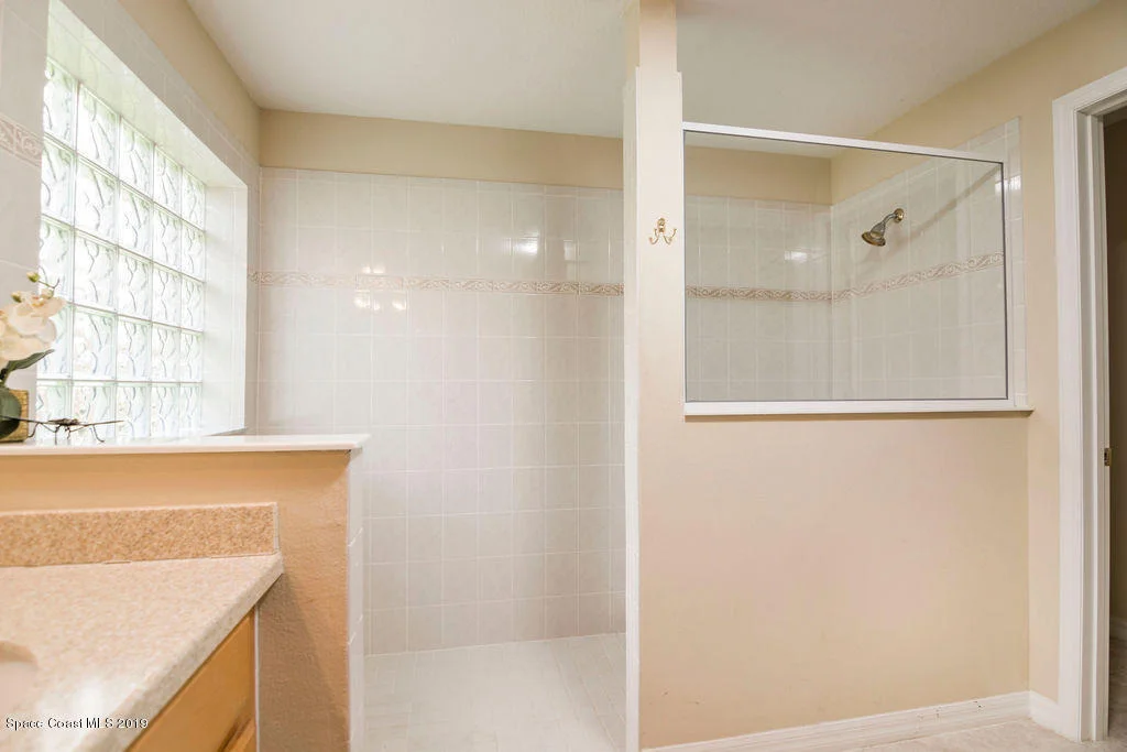 Photo of 7128 Broderick Drive