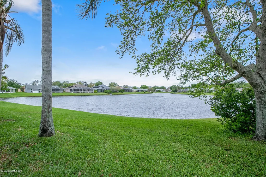 Photo of 4926 Buttonwood Drive