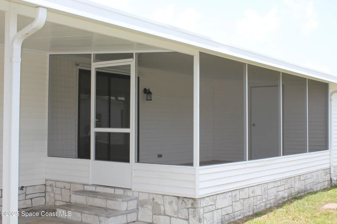 Photo of 449 Dolphin Circle