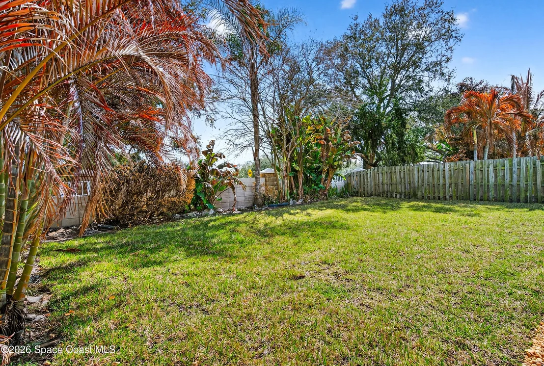 Photo of 7022 Hammock Trace Drive