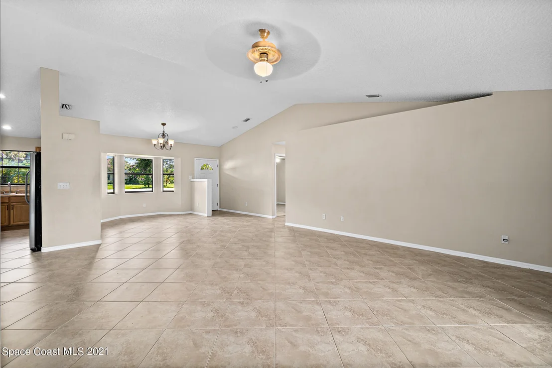 Photo of 4390 Alan Shepard Avenue
