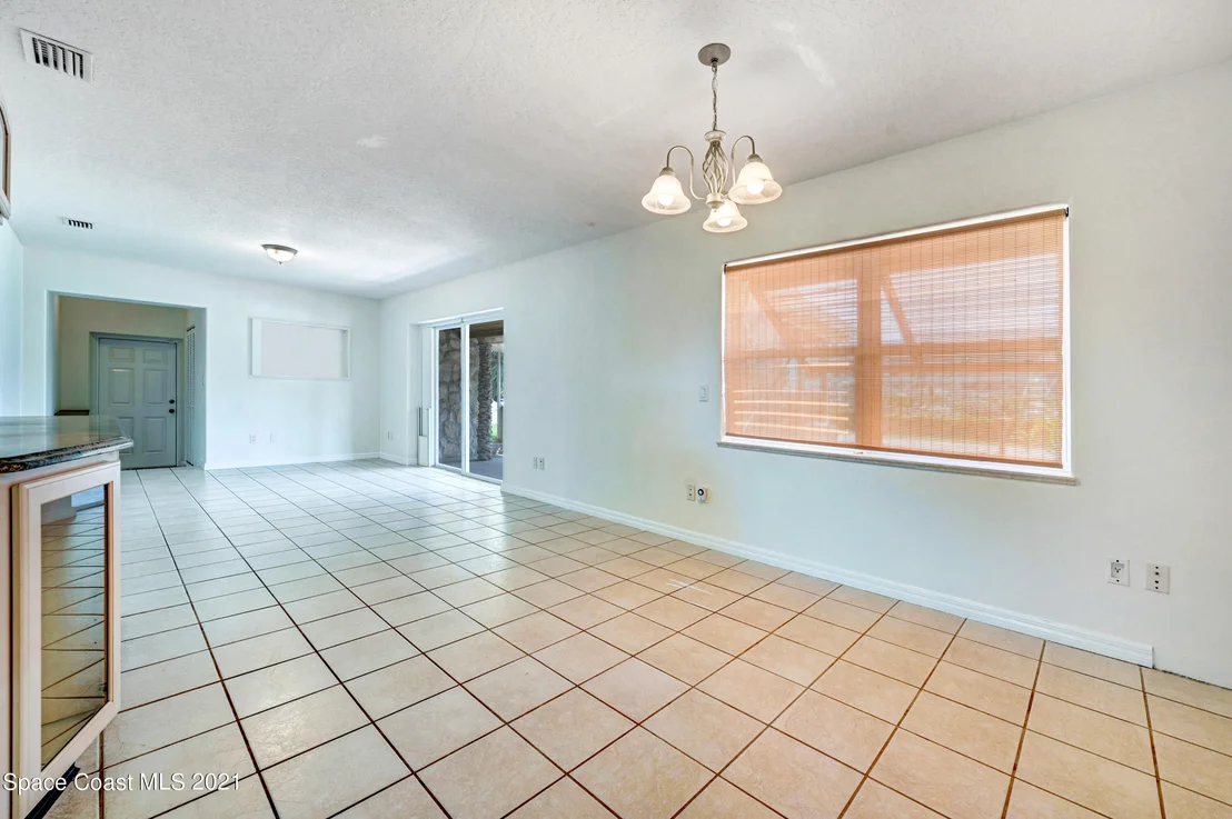 Photo of 3429 Gran Avenue NE