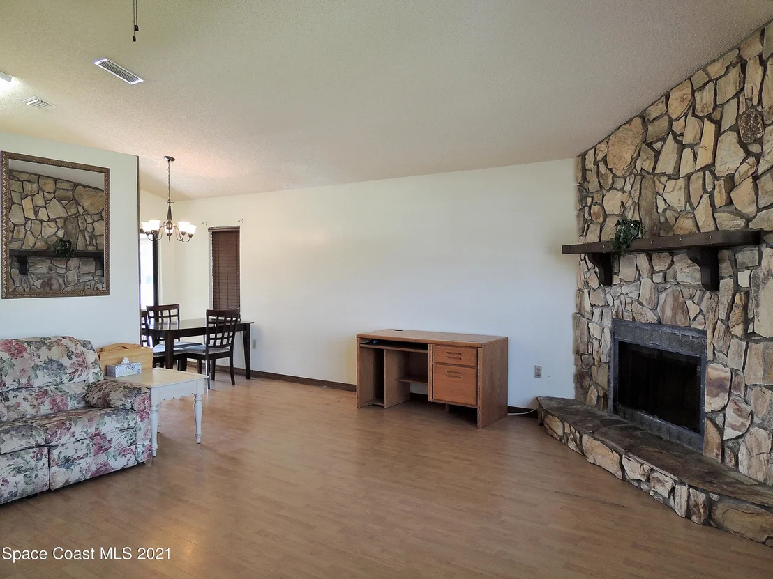 Photo of 6105 Wilderness Avenue