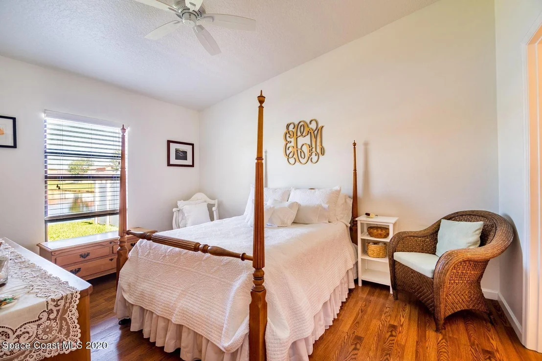 Photo of Unit 104 at 835 Luminary Circle