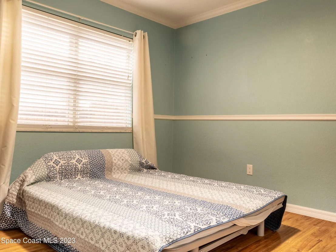 Photo of 401 Port Malabar Boulevard NE