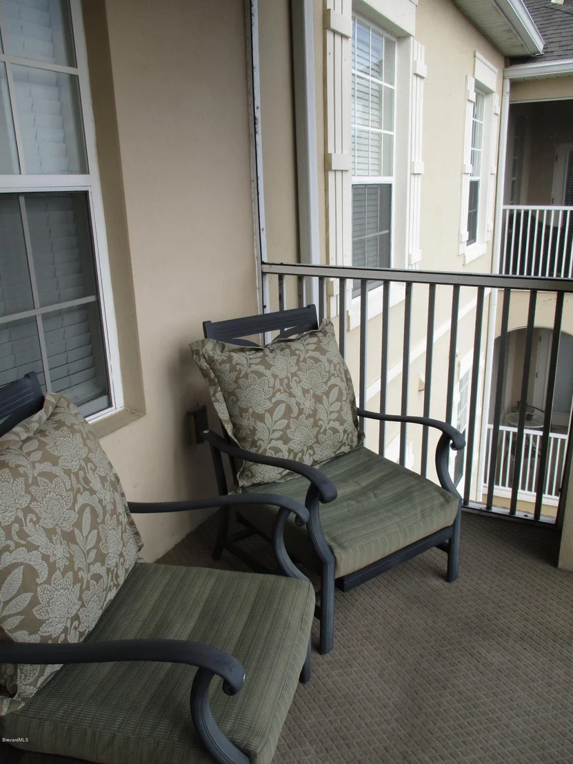 Photo of Unit 404 at 3848 Lexmark Lane