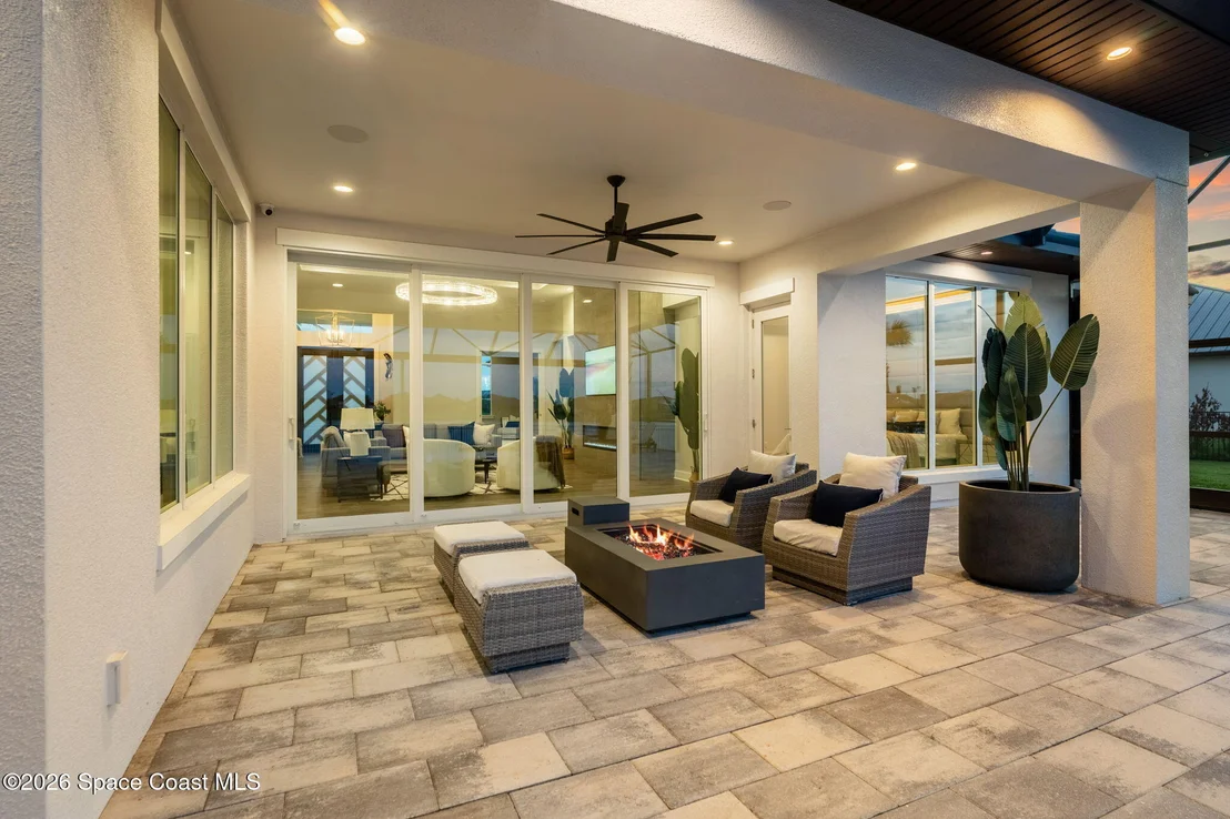 Photo of 3698 Lake Adelaide Place
