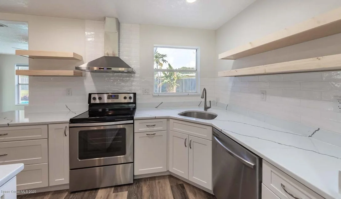 Photo of 1806 Buick Avenue