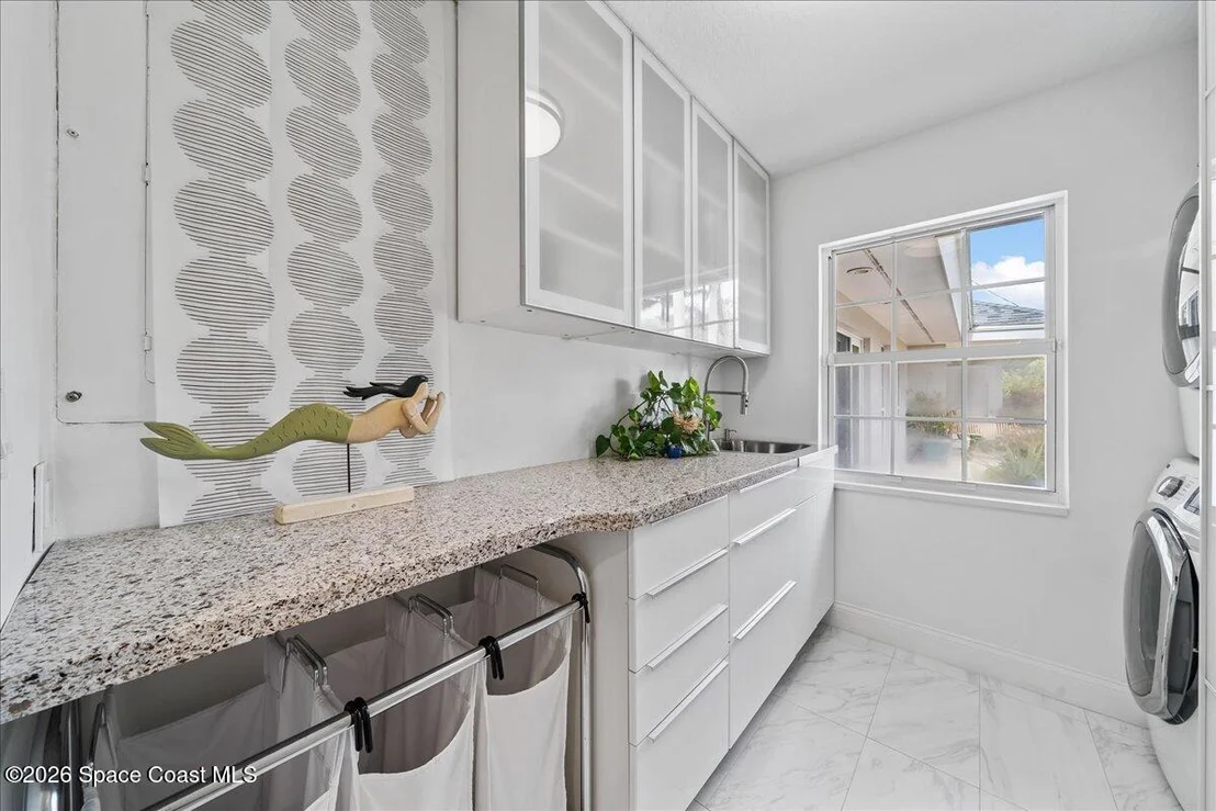 Photo of 408 Riverside Drive