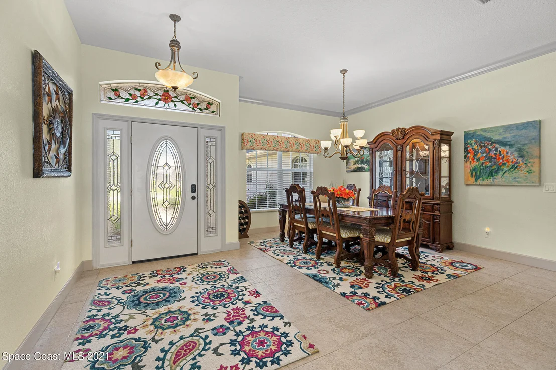 Photo of 170 Ridgemont Circle SE