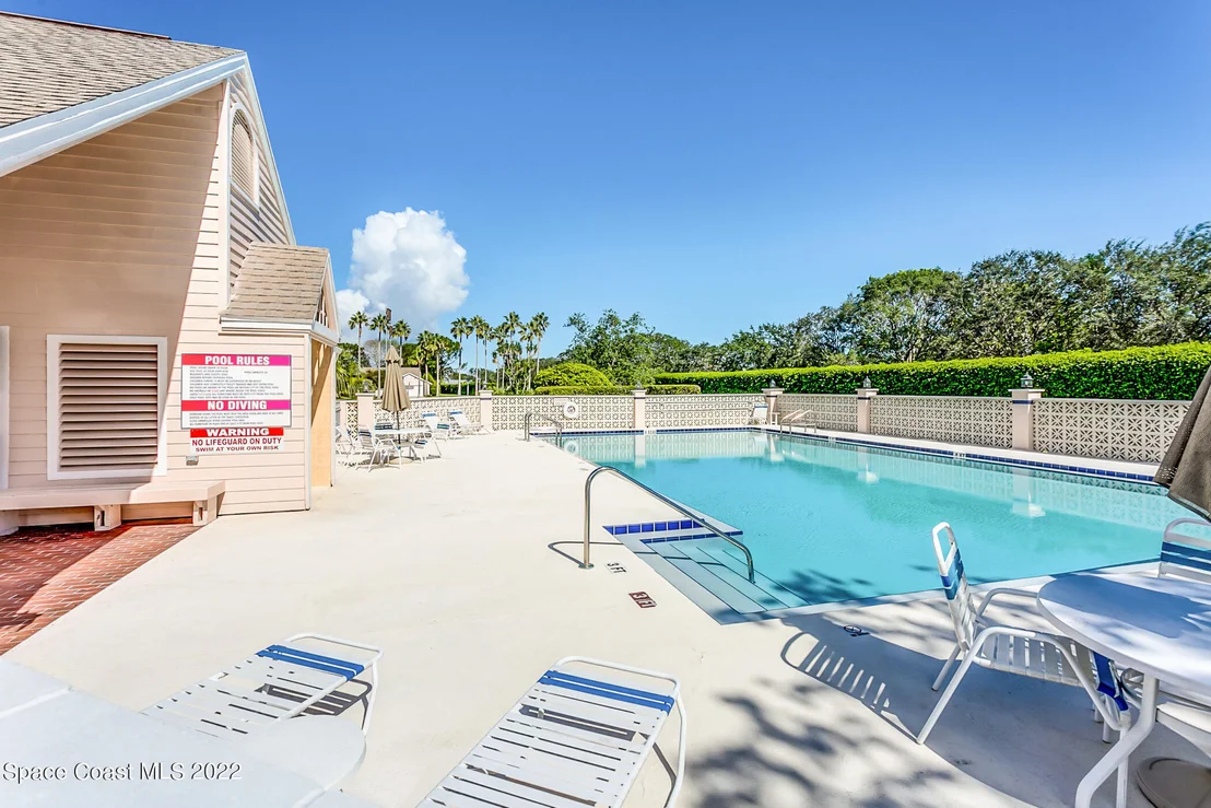 Photo of 914 Ridge Lake Drive