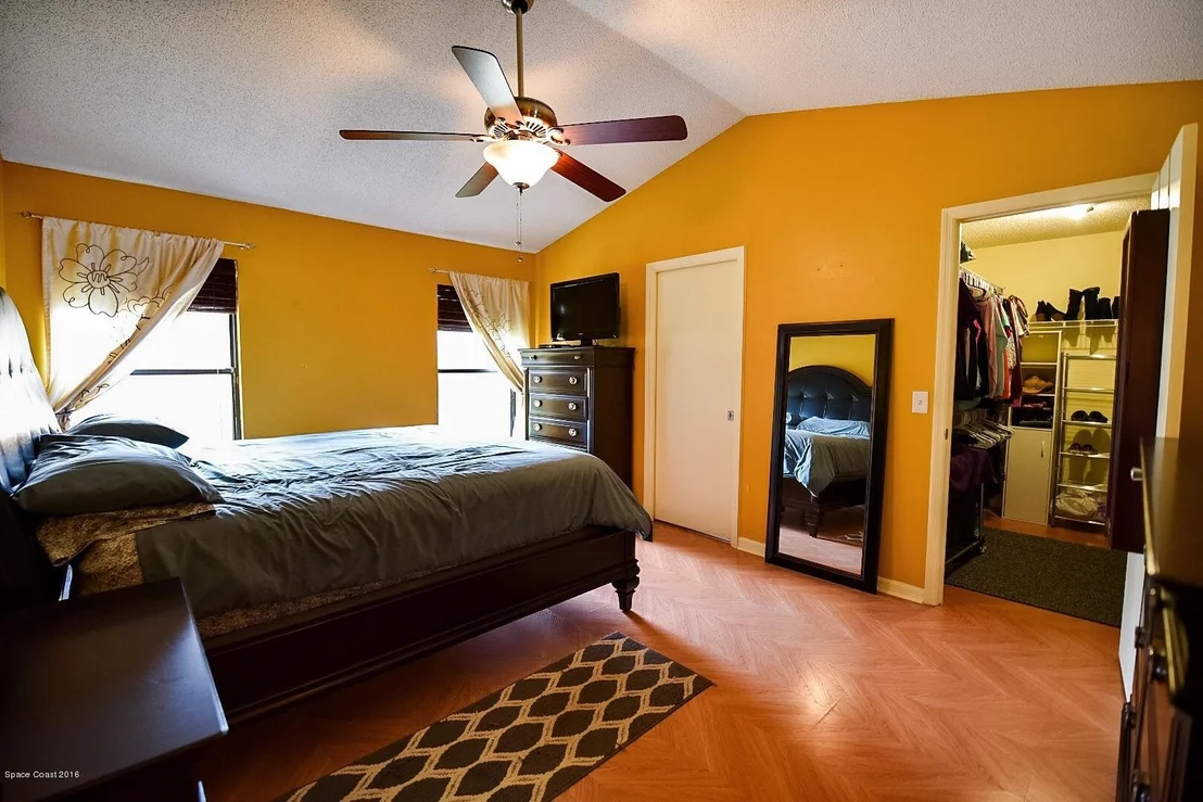 Photo of 883 Spirea Drive