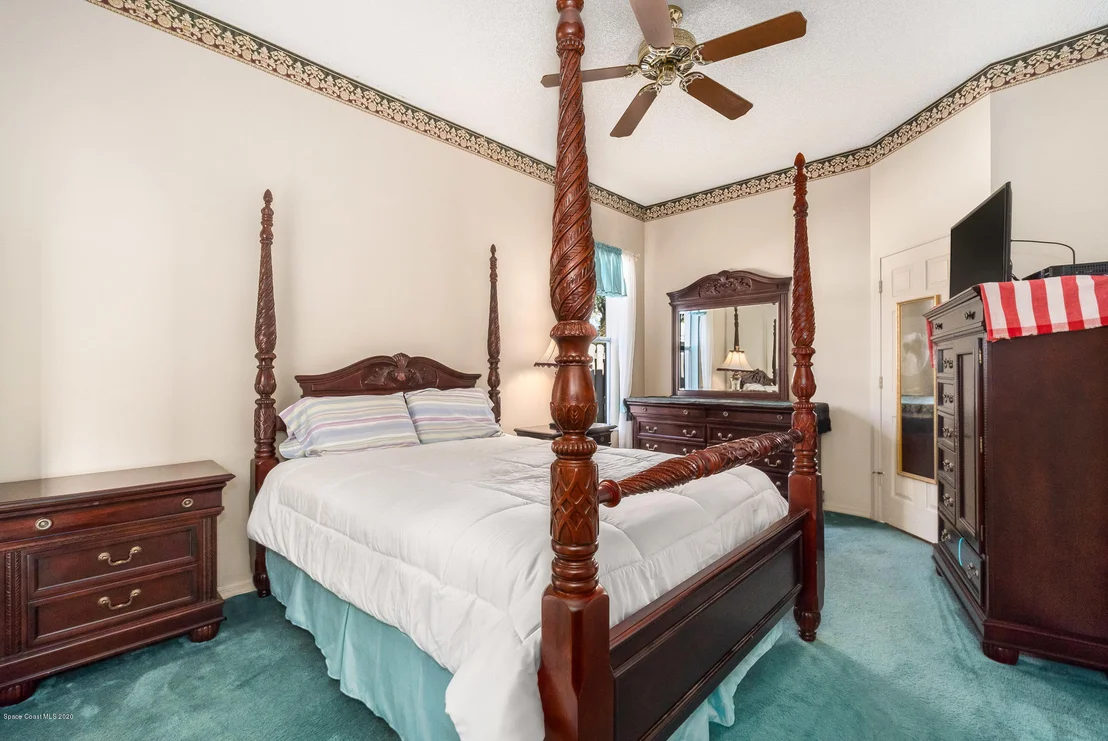 Photo of 7038 Hammock Trace Drive