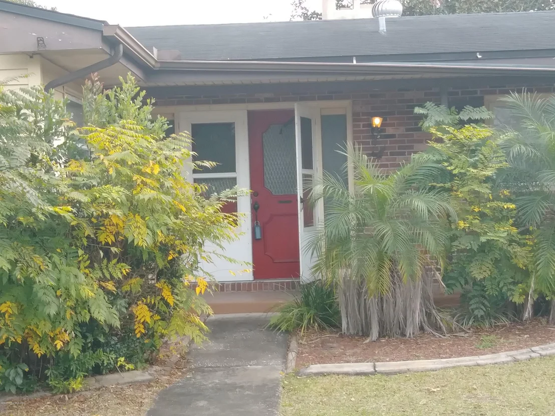 Photo of 4384 Collins Road