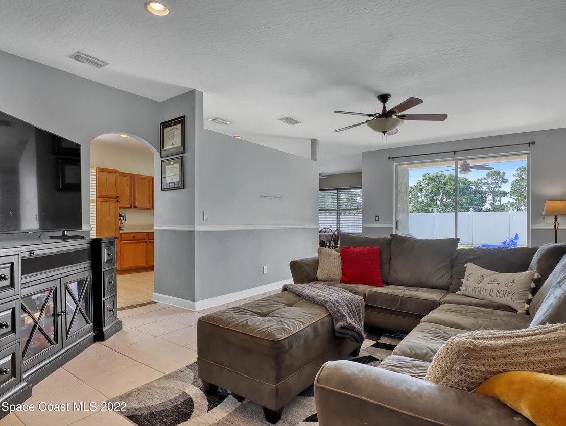 Photo of 74 Sedgewood Circle