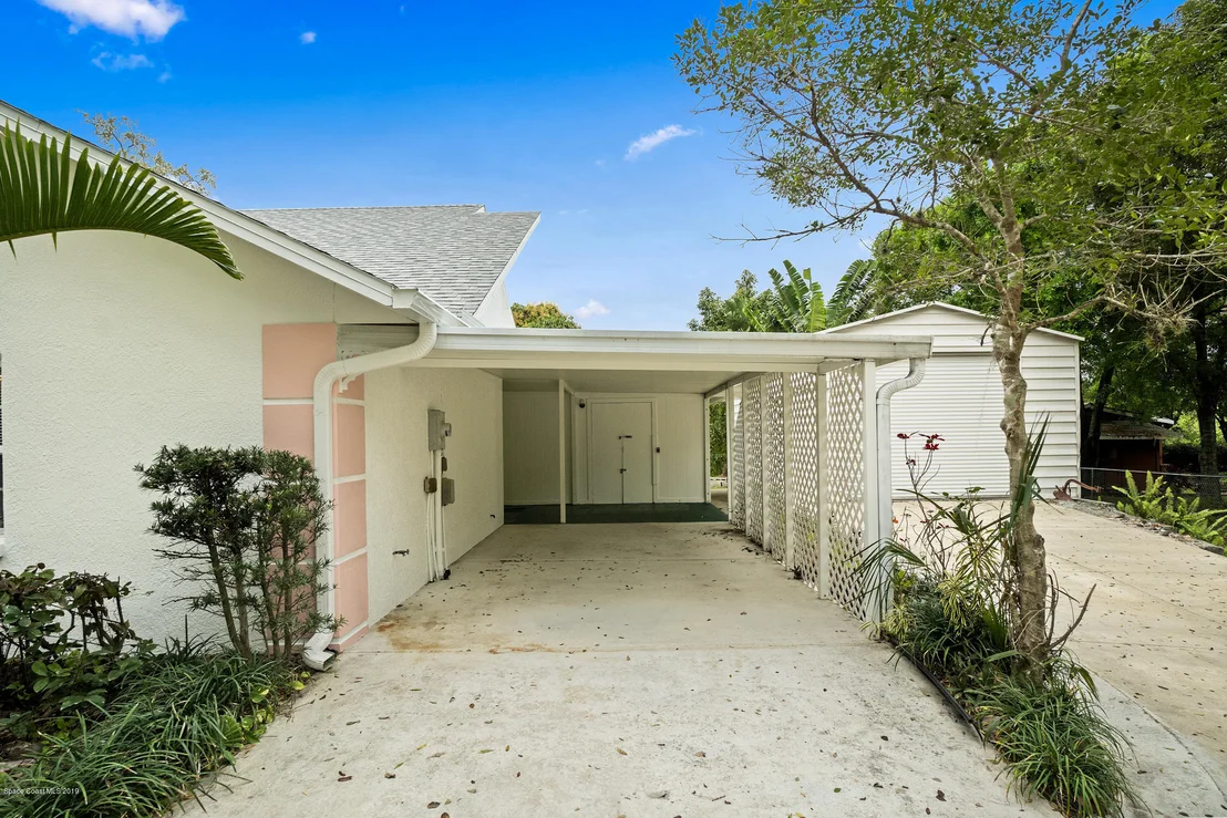 Photo of 720 Central Boulevard