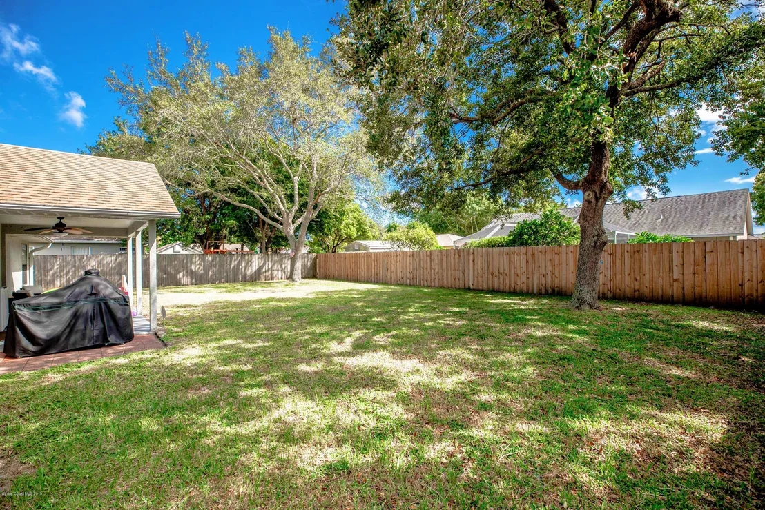 Photo of 678 Sandpiper Circle