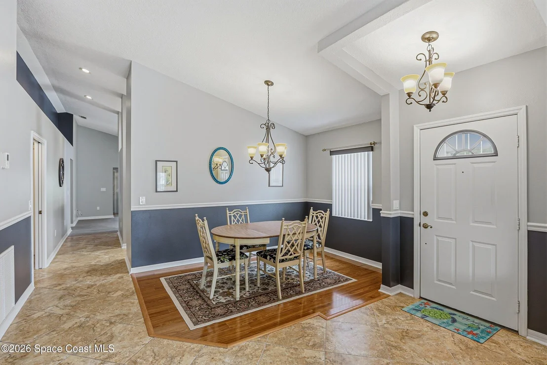 Photo of 934 S Fork Circle