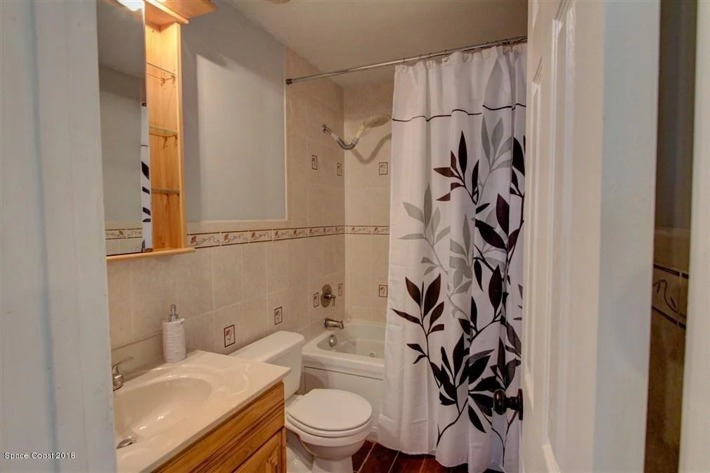 Photo of 991 Demaret Drive
