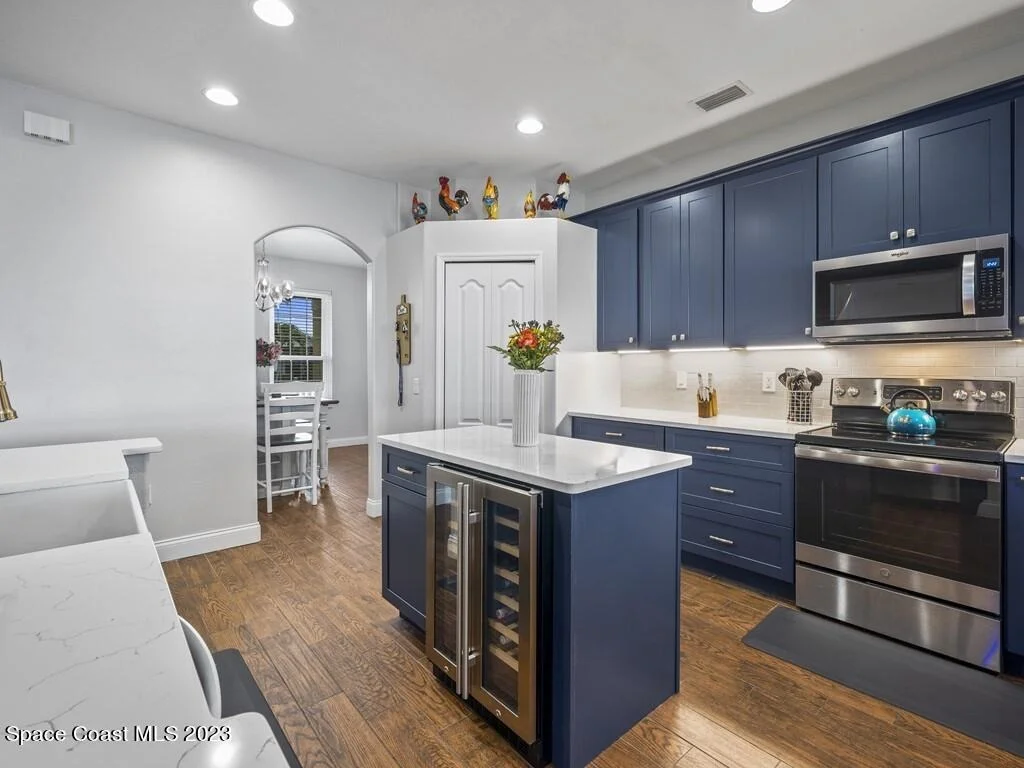 Photo of 3233 Hawthorne Avenue