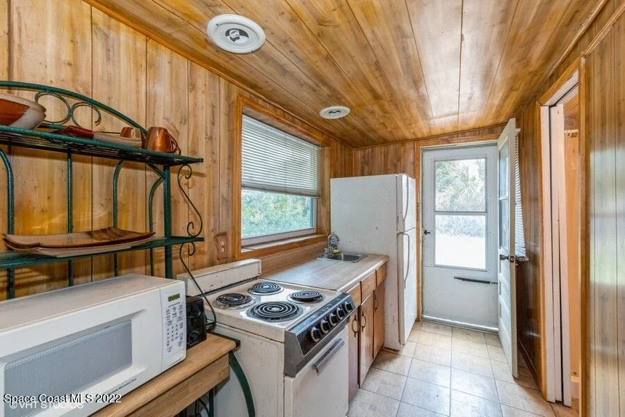 Photo of 240 Avenida Del Mar