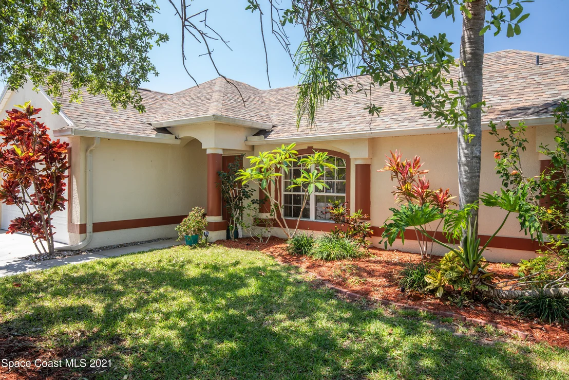 Photo of 1054 Jacaranda Circle