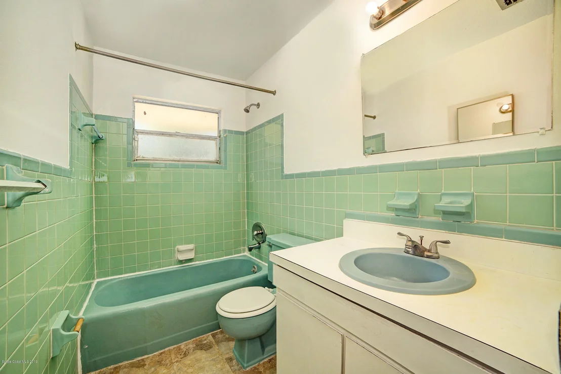 Photo of 906 Bristol Drive