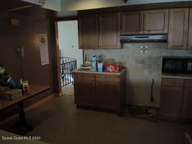 Photo of 312 N Roundtree Drive N
