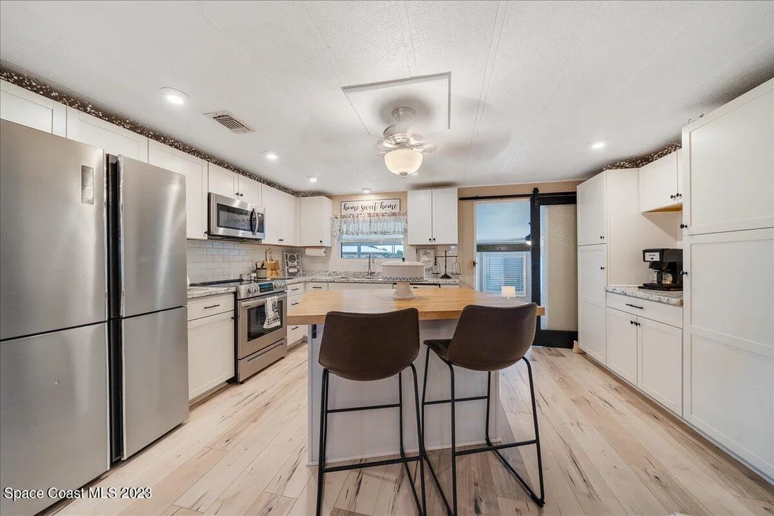 Photo of 1878 Coco Plum Street NE