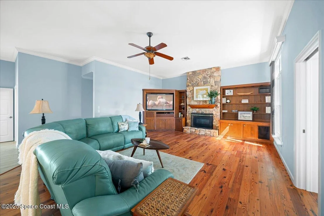 Photo of 607 Rockledge Drive