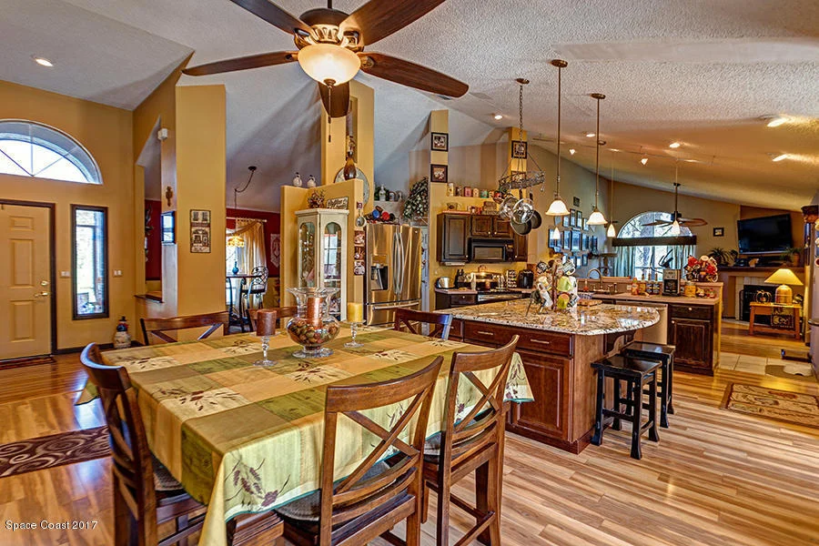Photo of 904 Bluegrass Lane
