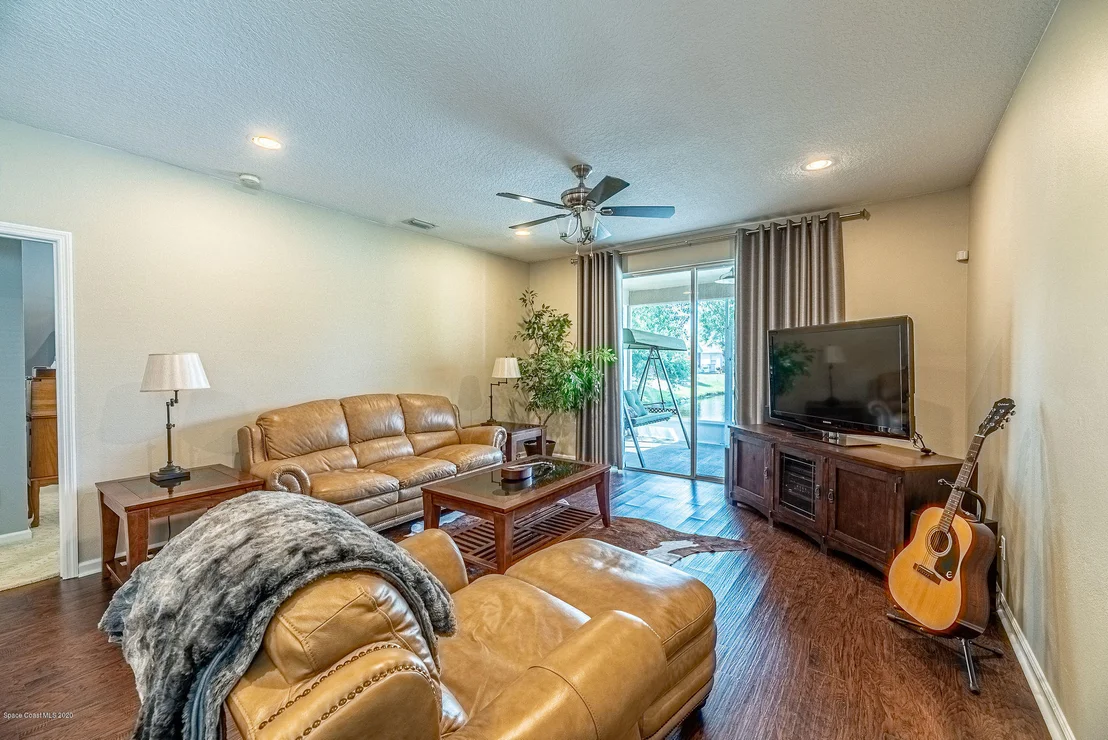 Photo of 851 Cressa Circle