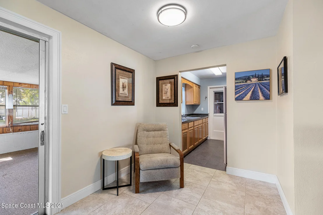 Photo of 401 Bunker Street