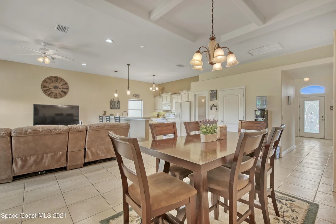 Photo of 3976 Foothill Drive