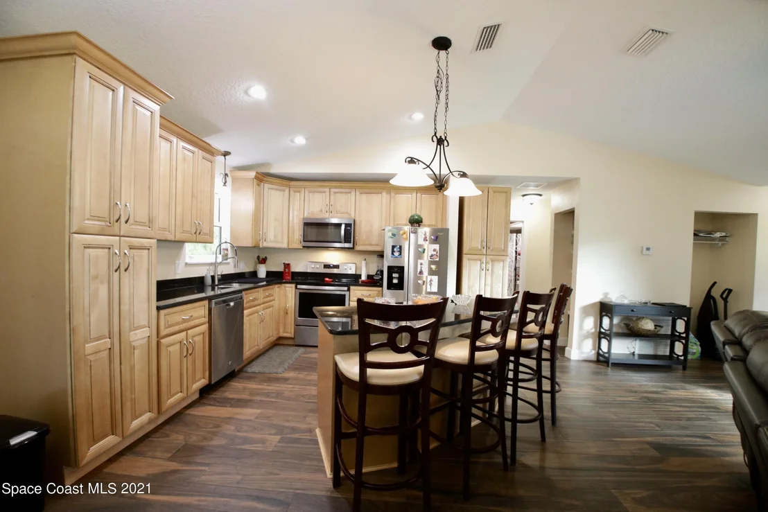 Photo of 9026 85th Place