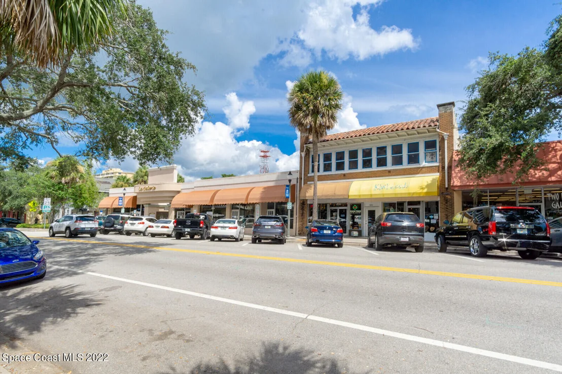 Photo of 2922 Riverview Drive