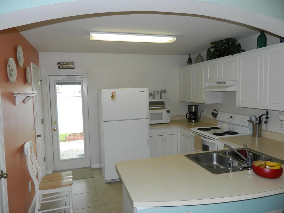 Photo of Unit 102 at 995 Luminary Circle