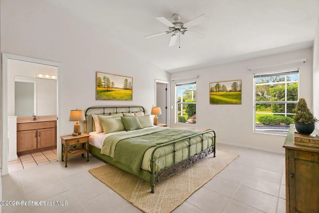 Photo of 1230 Meadowbrook Road NE