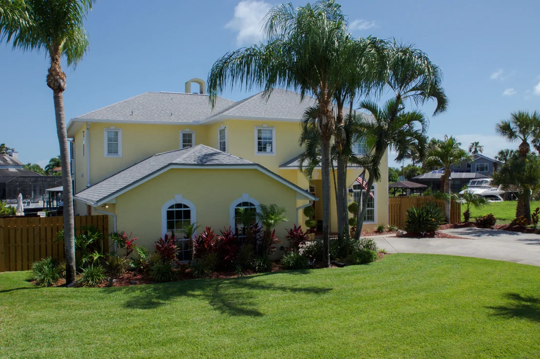 Photo of 404 Riverview Lane