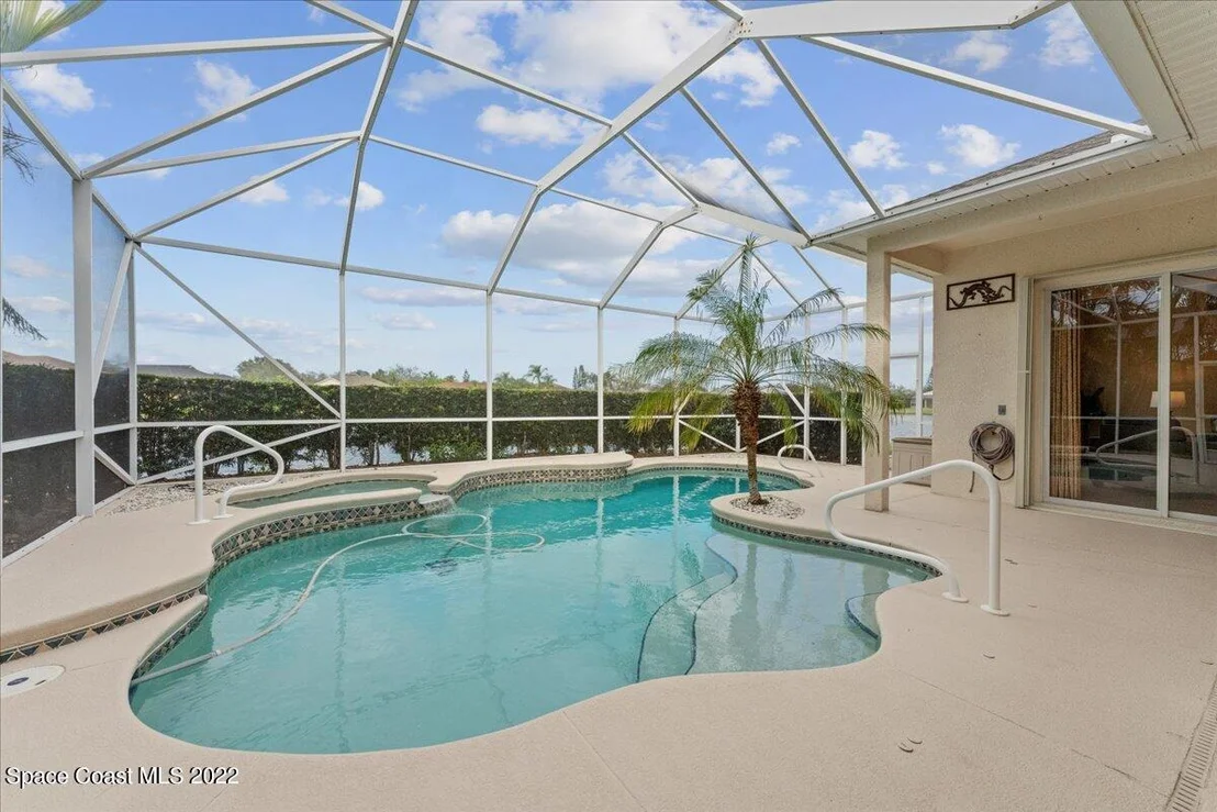 Photo of 4767 Alamanda Drive