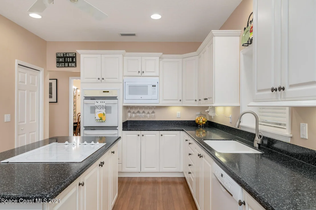 Photo of 2205 Pine Meadow Avenue
