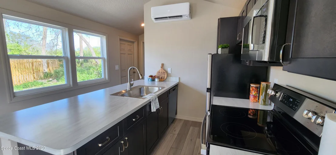Photo of 215 Flamingo Drive