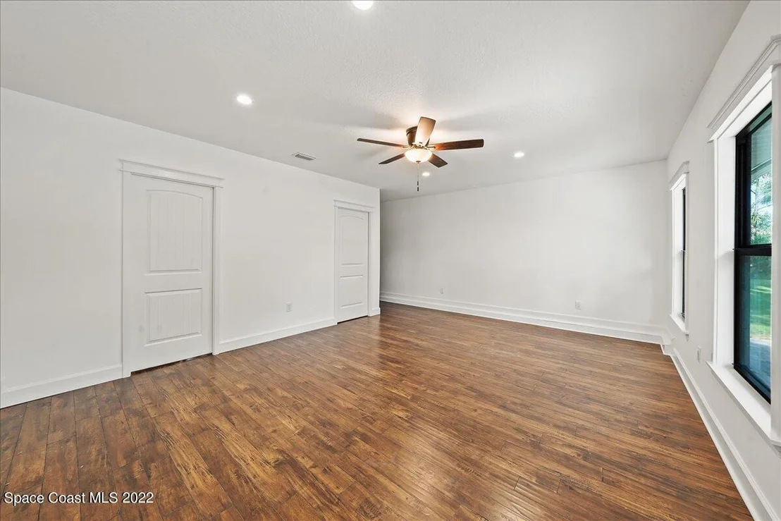 Photo of 3385 Grant Road